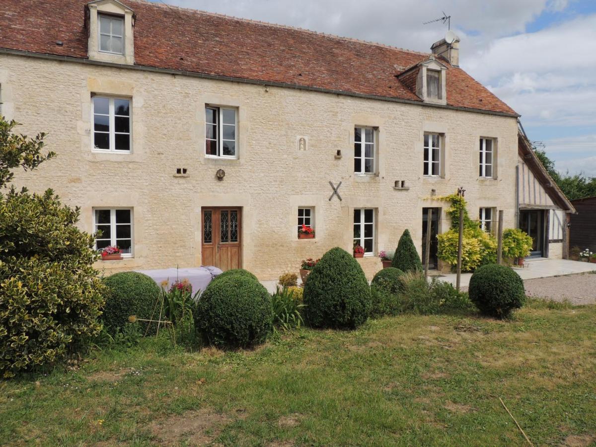 La Ferme Du Bourg Bed and Breakfast Eraines Exteriör bild