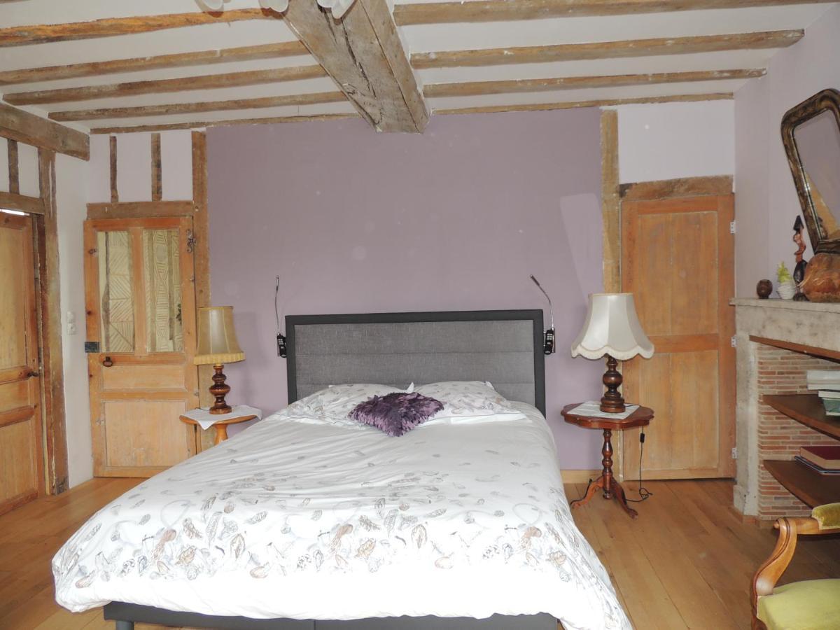 La Ferme Du Bourg Bed and Breakfast Eraines Exteriör bild