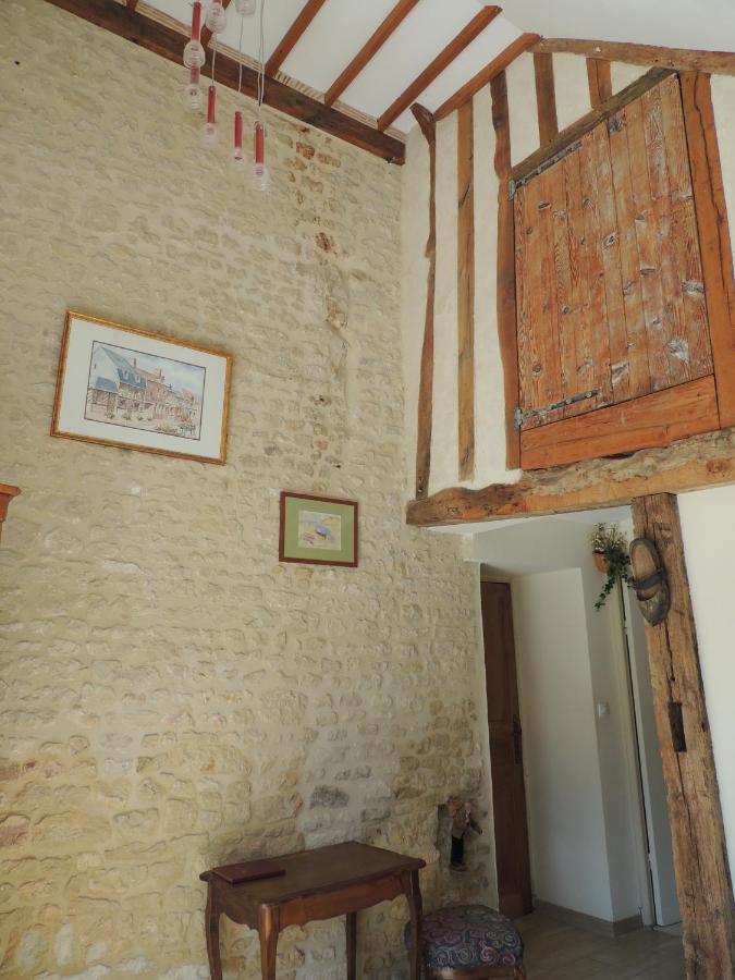 La Ferme Du Bourg Bed and Breakfast Eraines Exteriör bild